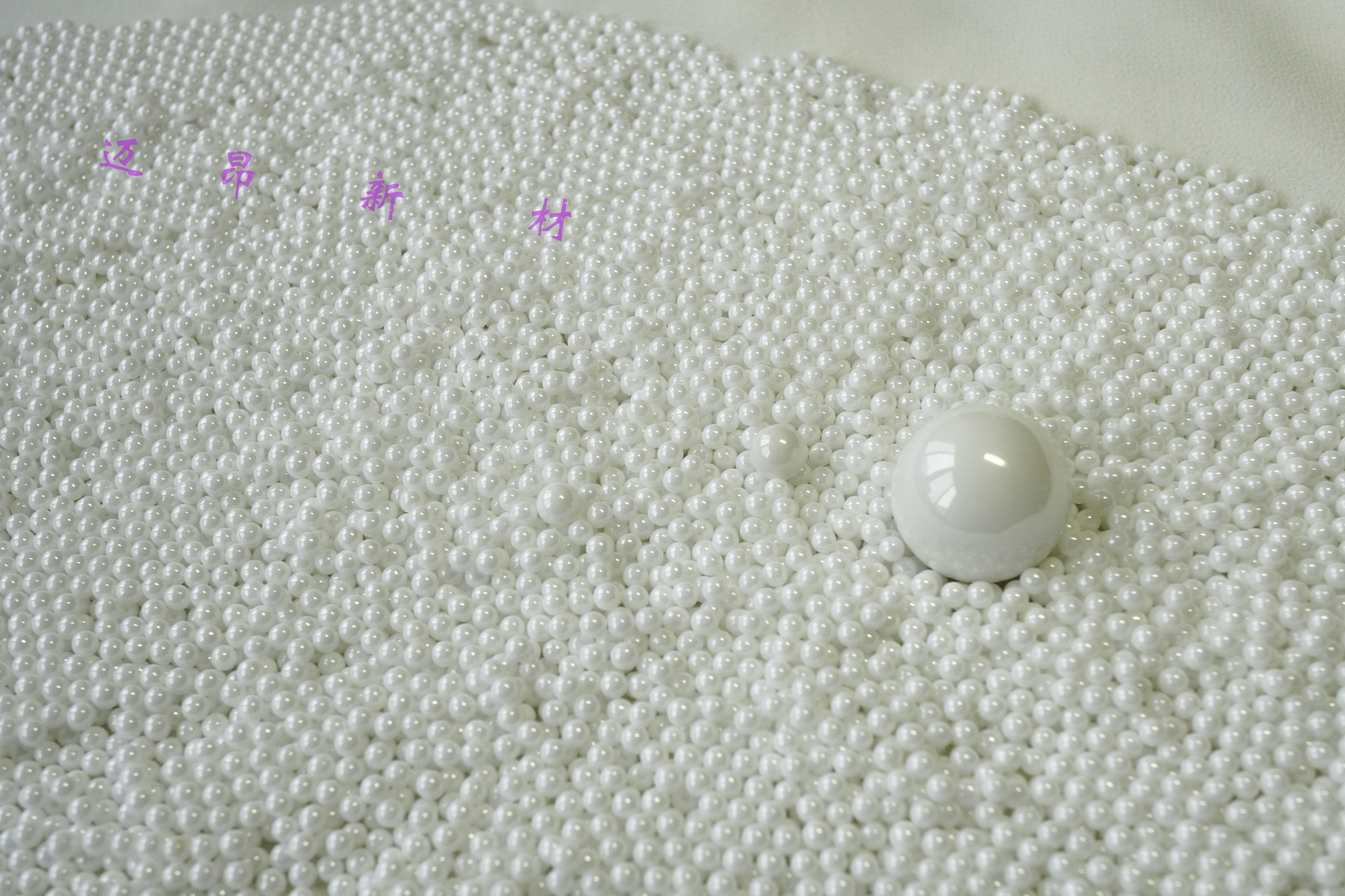 �{�������΢��